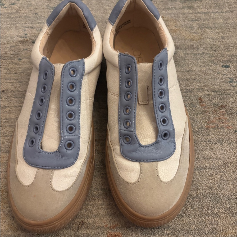 Loft- Stylish White and Blue women’s Sneakers size 6 1/2